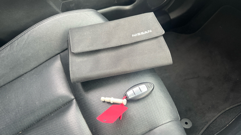 Nissan X-Trail 1.6 dCi Tekna 5dr Diesel Station Wagon